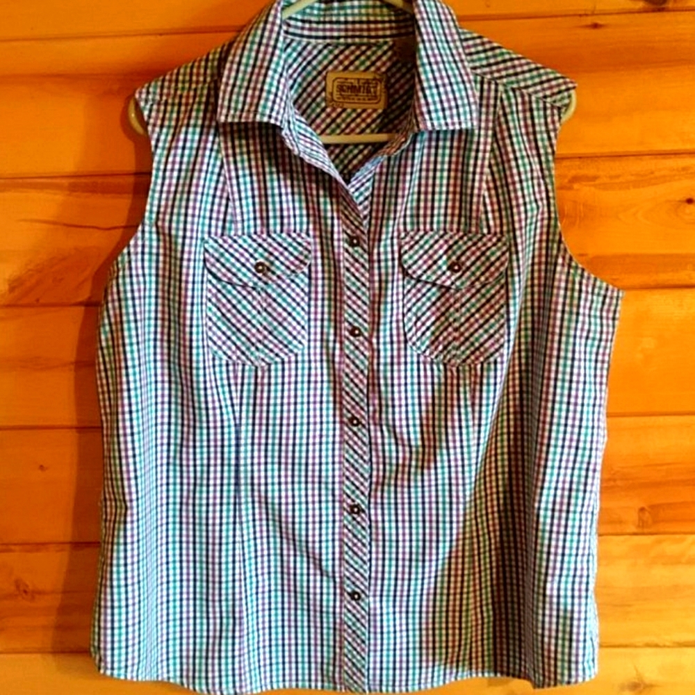 Sale$ 7. Very nice sleeveless blouse